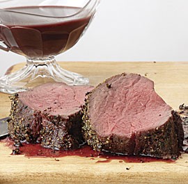 Spice-rubbed roast beef tenderloin with red wine sauce