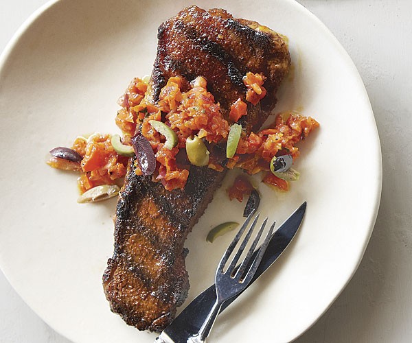 Spice-rubbed steaks with grilled gazpacho sauce