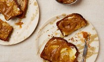 Spiced apple butter