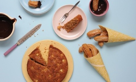 Spiced apple cake
