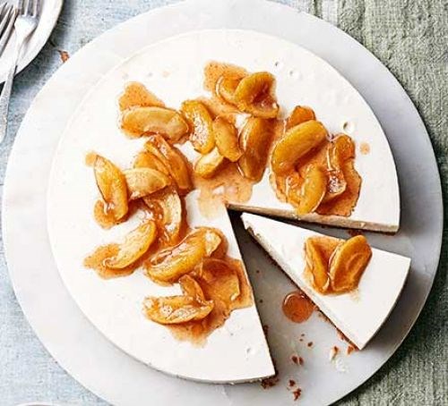 Spiced apple cheesecake