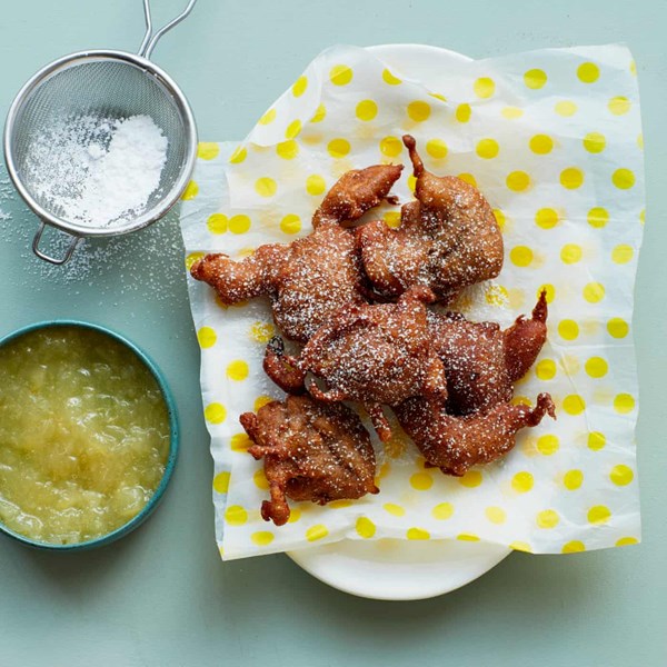 Spiced apple fritters