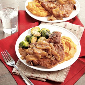 Spiced apple pork chops