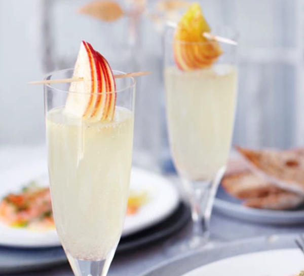 Spiced apple snaps fizz