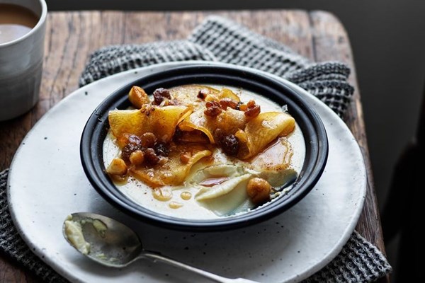 Spiced apples with chamomile panna cotta