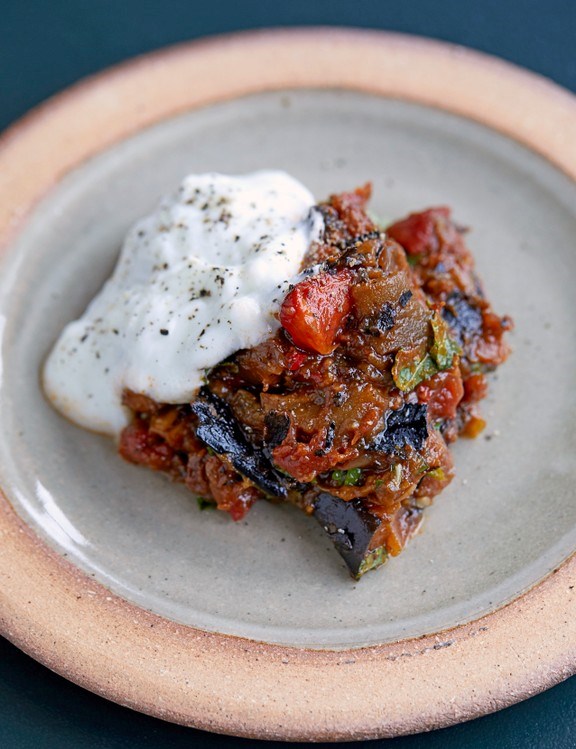 Spiced aubergine and tomatoes with yogurt