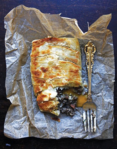 Spiced beef flatbread (Khima chapati)