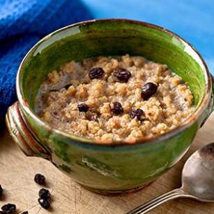 Spiced breakfast quinoa