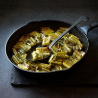 Spiced butter-baked leeks