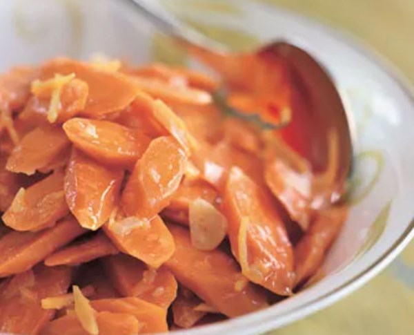 Spiced butter-glazed carrots