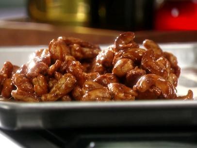 Spiced candied cashews