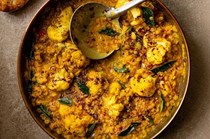 Spiced cauliflower & coconut lentils