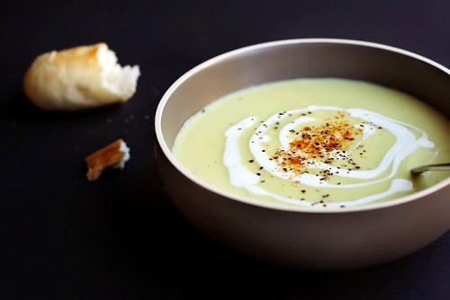 Spiced cauliflower, saffron and Gouda soup
