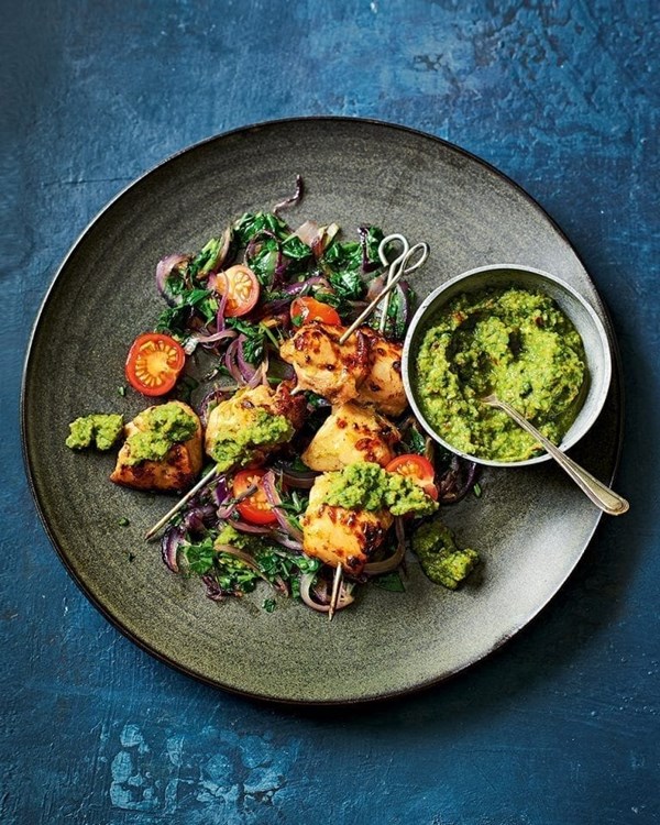 Spiced chicken skewers with apple & pea chutney