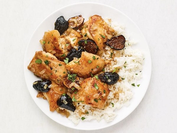 Spiced chicken thighs with dried figs