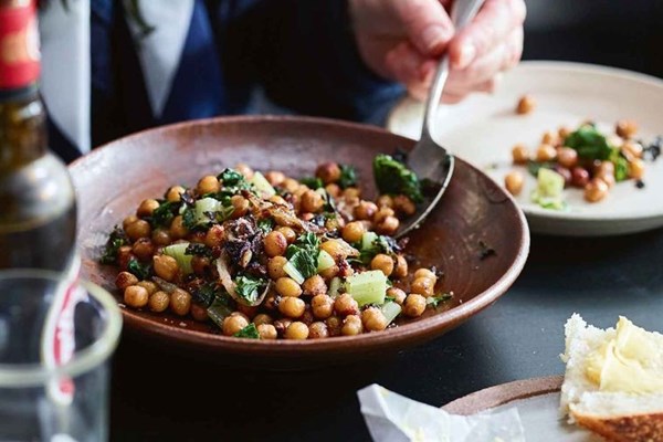 Spiced chickpeas and spinach