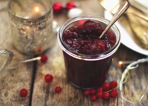 Spiced cranberry and redcurrant sauce