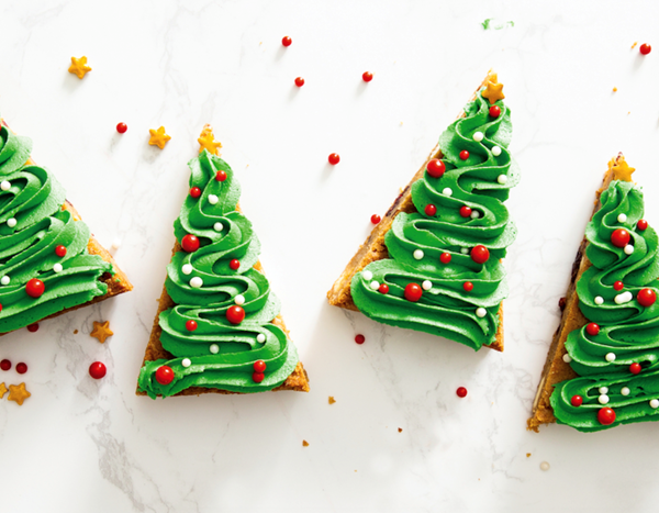 Spiced cranberry-white chocolate blondies [white chocolate frosting]