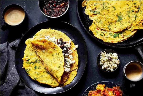 Spiced crepes with coconut chutney and sweet onion chutney