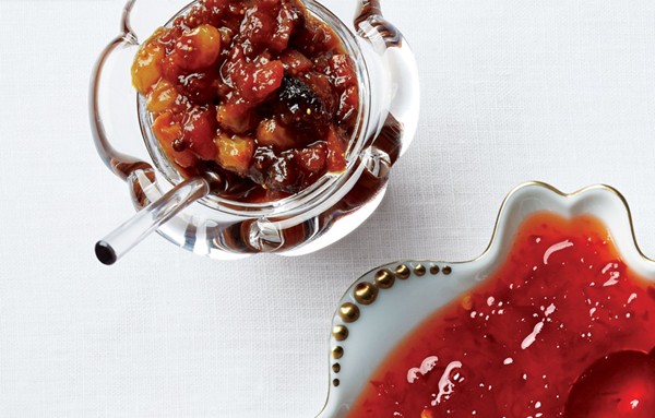 Spiced dried-fruit chutney