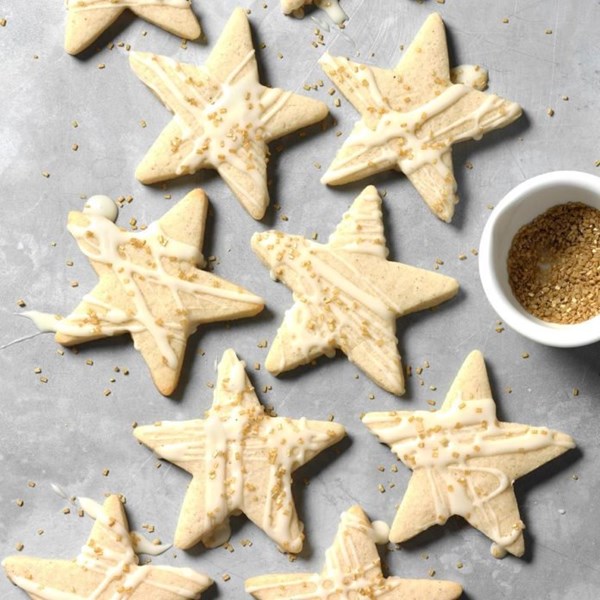 Spiced eggnog rum cookies