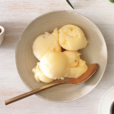 Spiced fresh orange and honey sorbet
