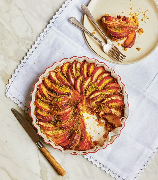 Spiced fruit baklava crumble