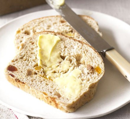 Spiced fruit loaf