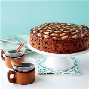 Spiced golden fruit cake
