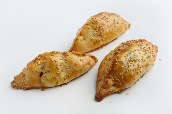 Spiced green pea and potato pasties