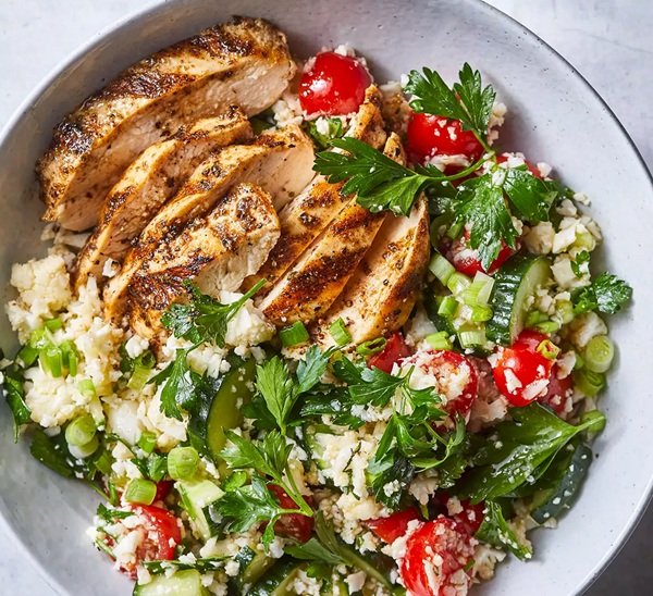 Spiced grilled chicken with cauliflower rice