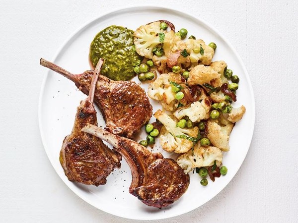 Spiced lamb chops with cauliflower 