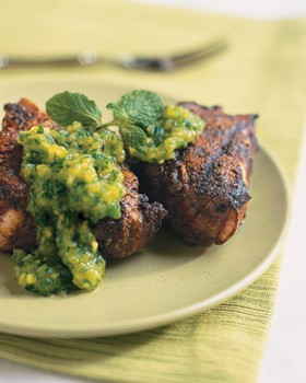 Spiced lamb chops with mint-mango sauce