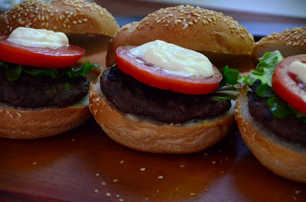 Spiced lamb kofta burgers