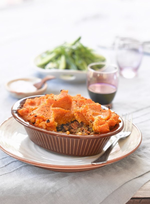 Spiced lamb pie with kumara mash