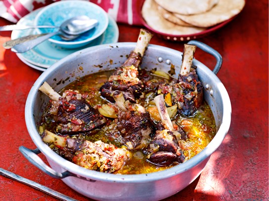 Spiced lamb shank (Mozzat mhammara)