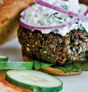 Spiced lentil burgers