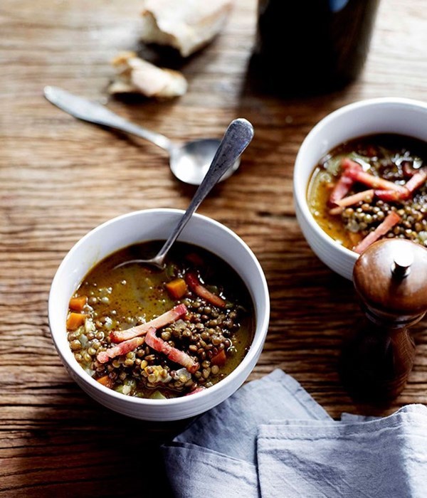 Spiced lentil soup with crisp bacon