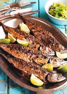 Spiced mackerel with avocado mash