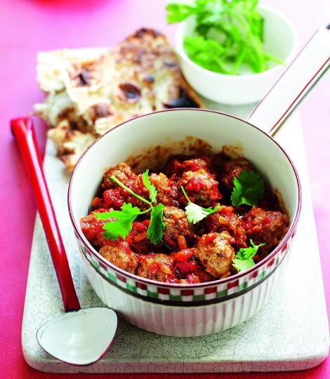 Spiced meatball curry