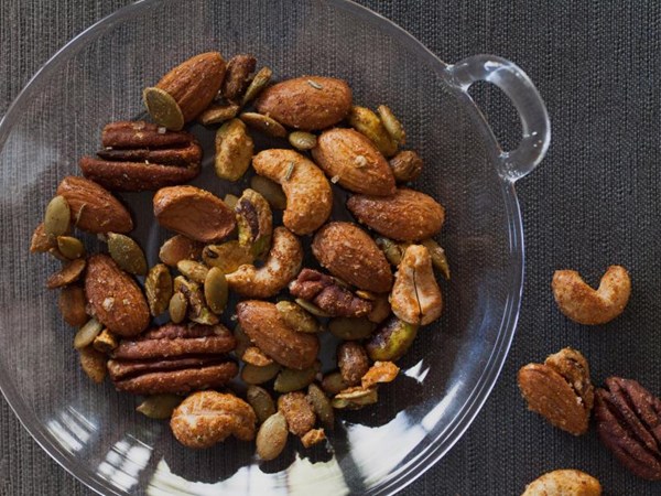 Spiced mixed nuts