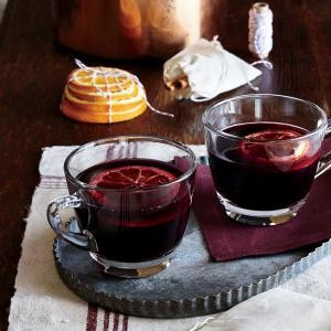 Spiced mulled wine