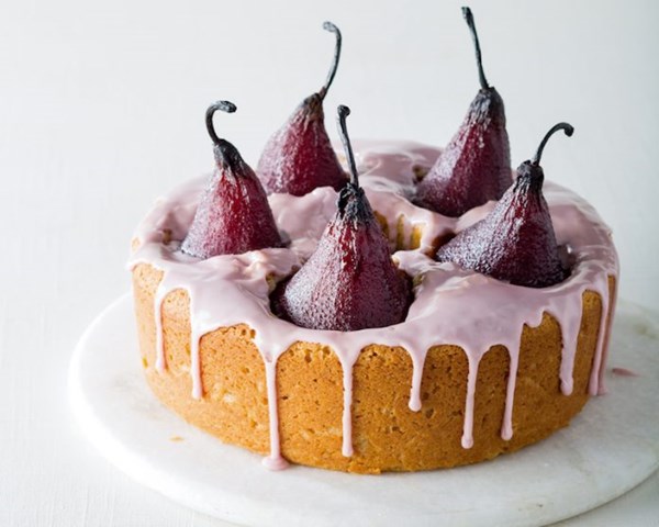 Spiced mulled wine pear cake