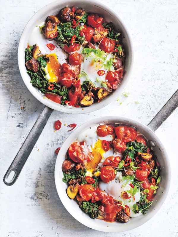 Spiced mushroom and tomato baked eggs
