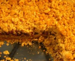 Spiced oatmeal jam bars