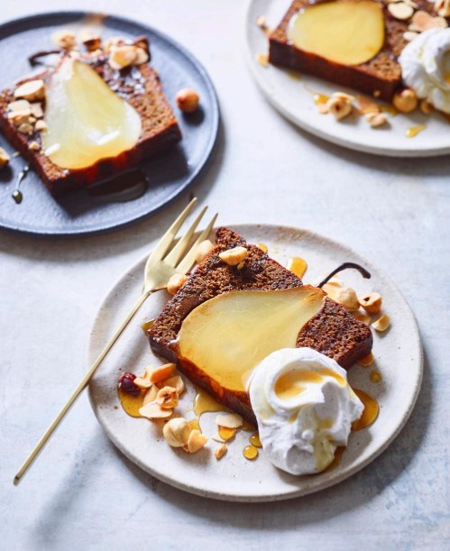 Spiced pear & gingerbread loaf 