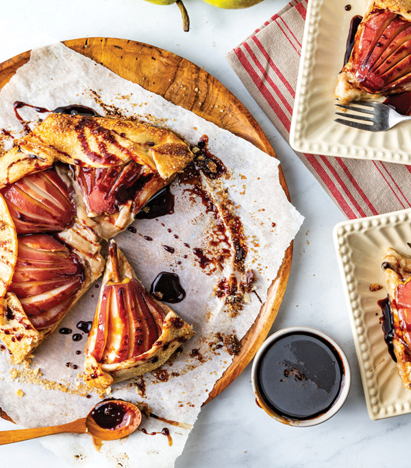 Spiced pear crostata