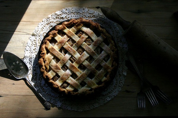 Spiced pear, Gorgonzola, and walnut pie