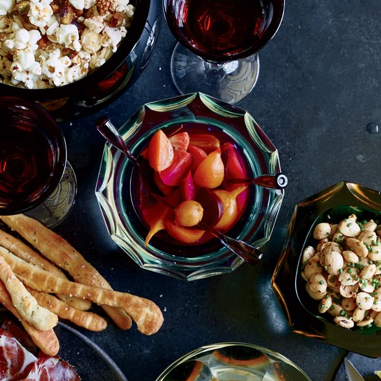 Spiced pickled beets
