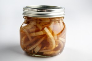Spiced pickled fennel